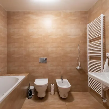 Luxury In The Center Of Апартаменты